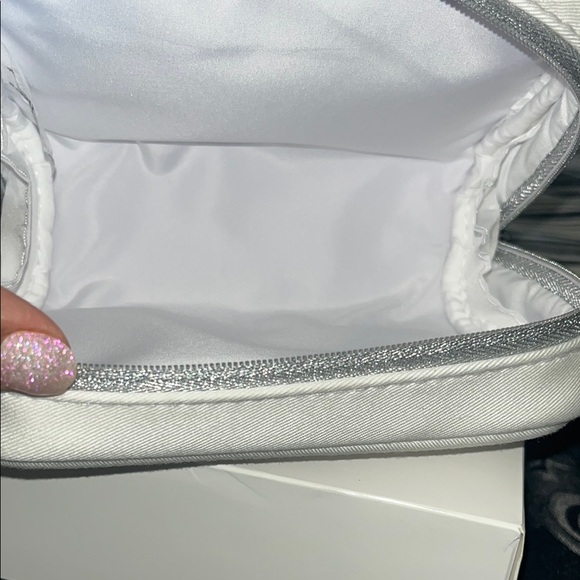 Dior White Cosmetic Bag - Picture 5 of 5